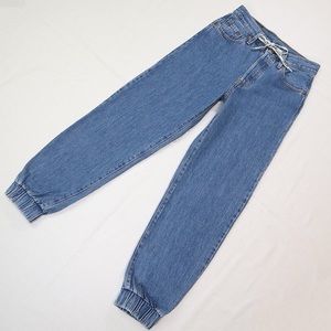 Very rare Levi’s jogger size 27